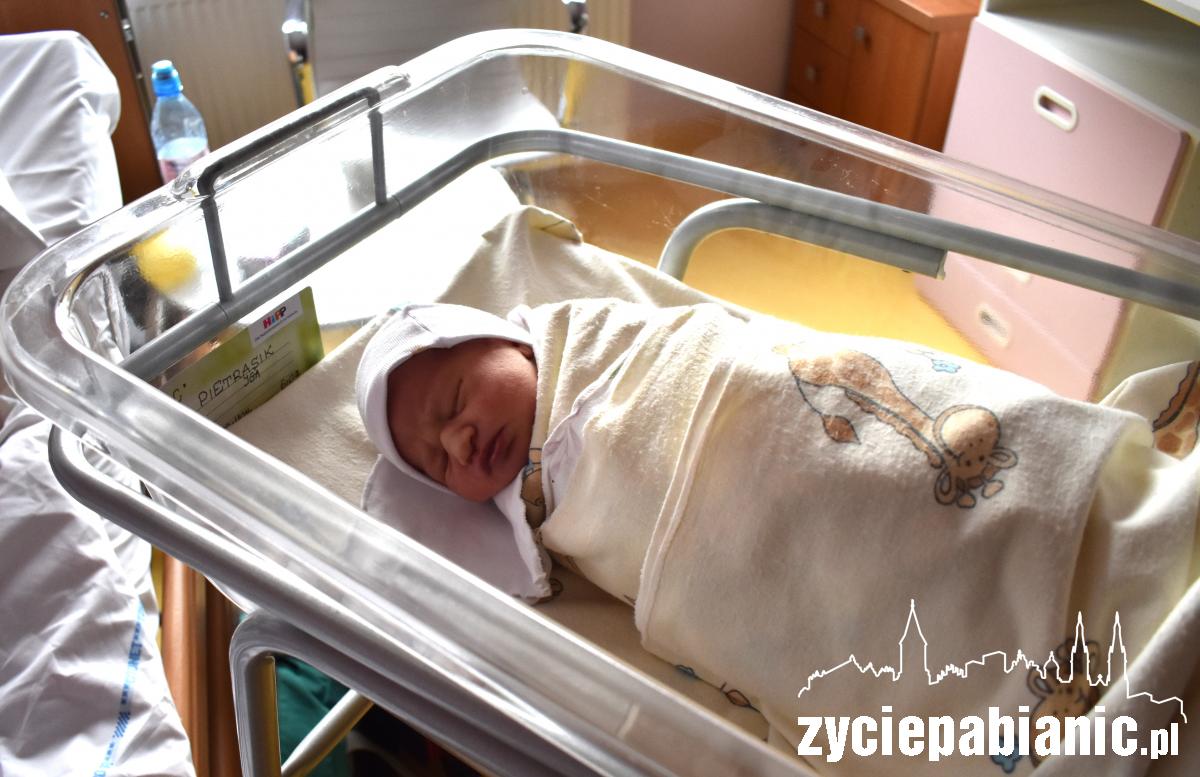 Wiktor był pierwszy, Iga druga