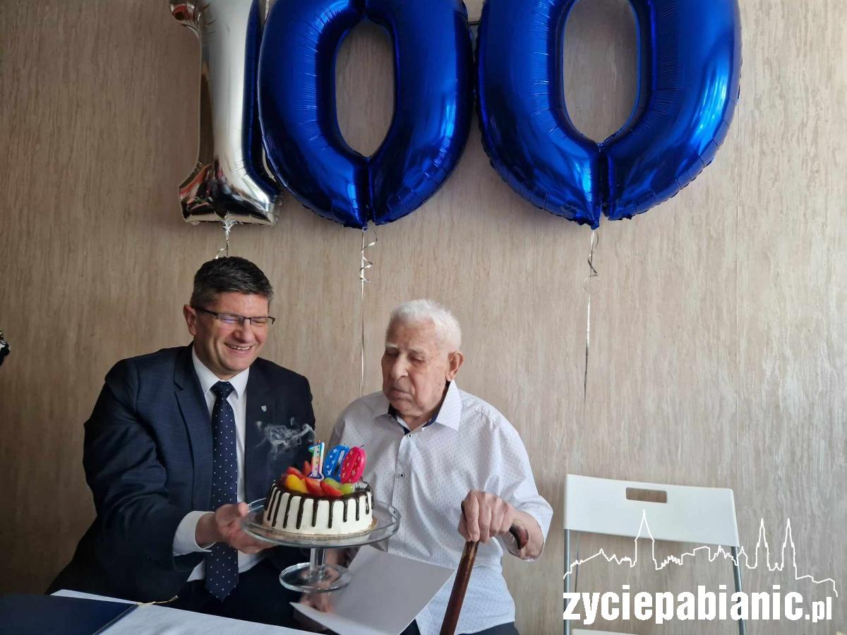 Prezydent w odwiedzinach u 100-latków