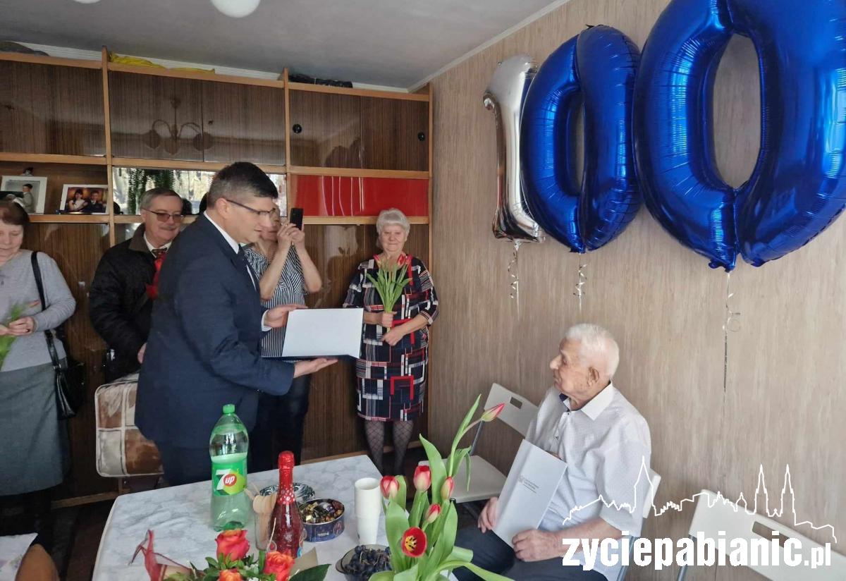 Prezydent w odwiedzinach u 100-latków