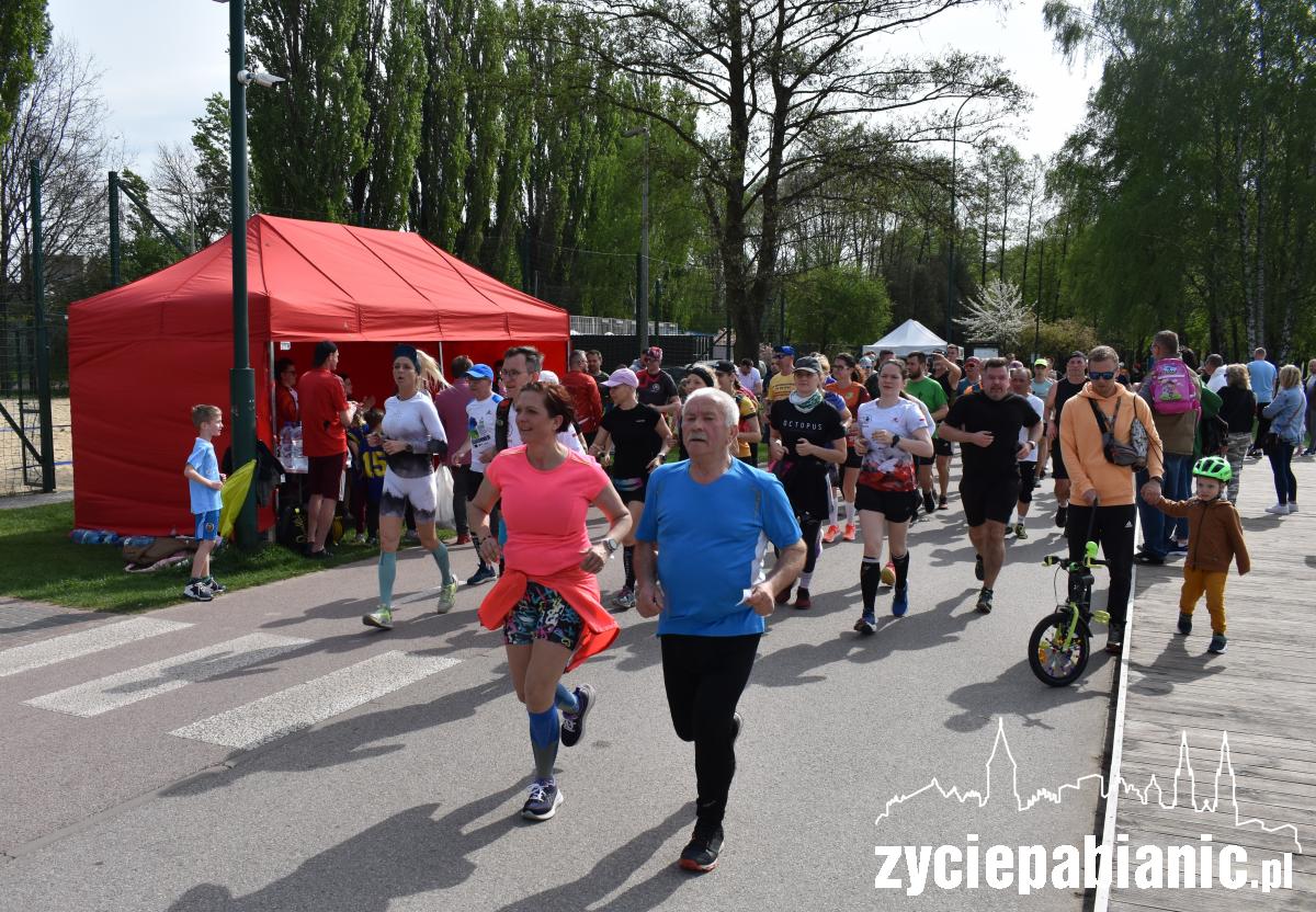 To już 11 z 25 maratonów i 100 maraton przebiegnięty przez Przemka Antczaka