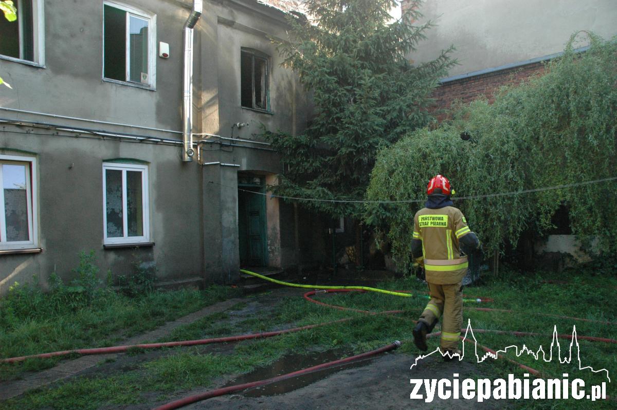 Z dymem poszło 300.000 zł