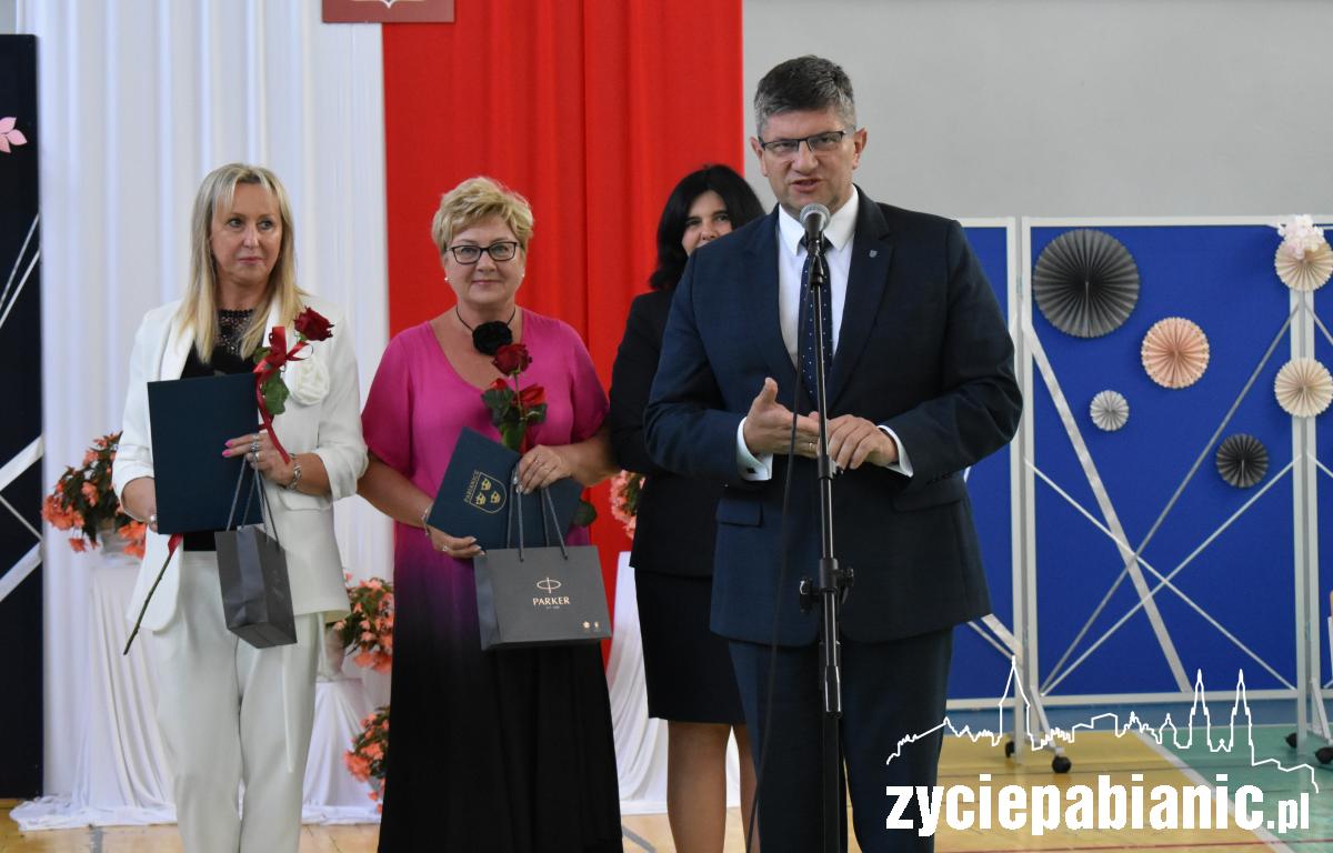 Prymusi szkół podstawowych