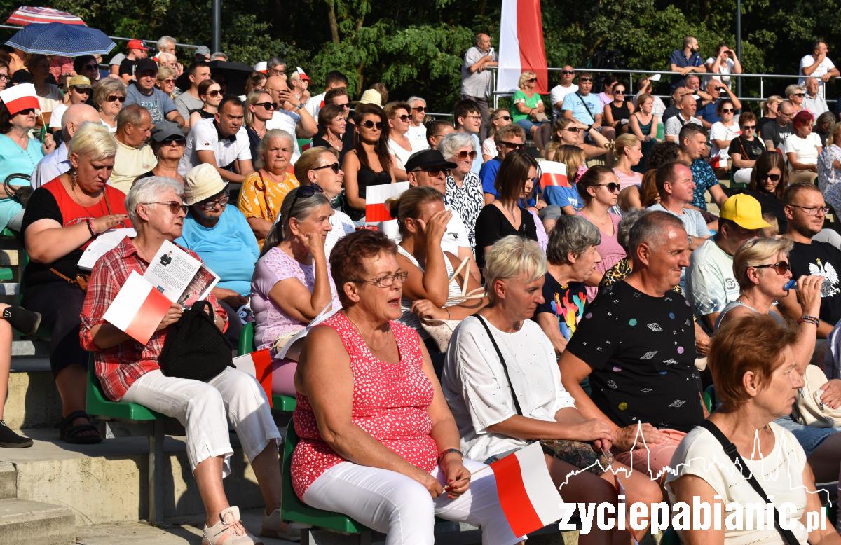 „Wtedy niebo było takie samo… 