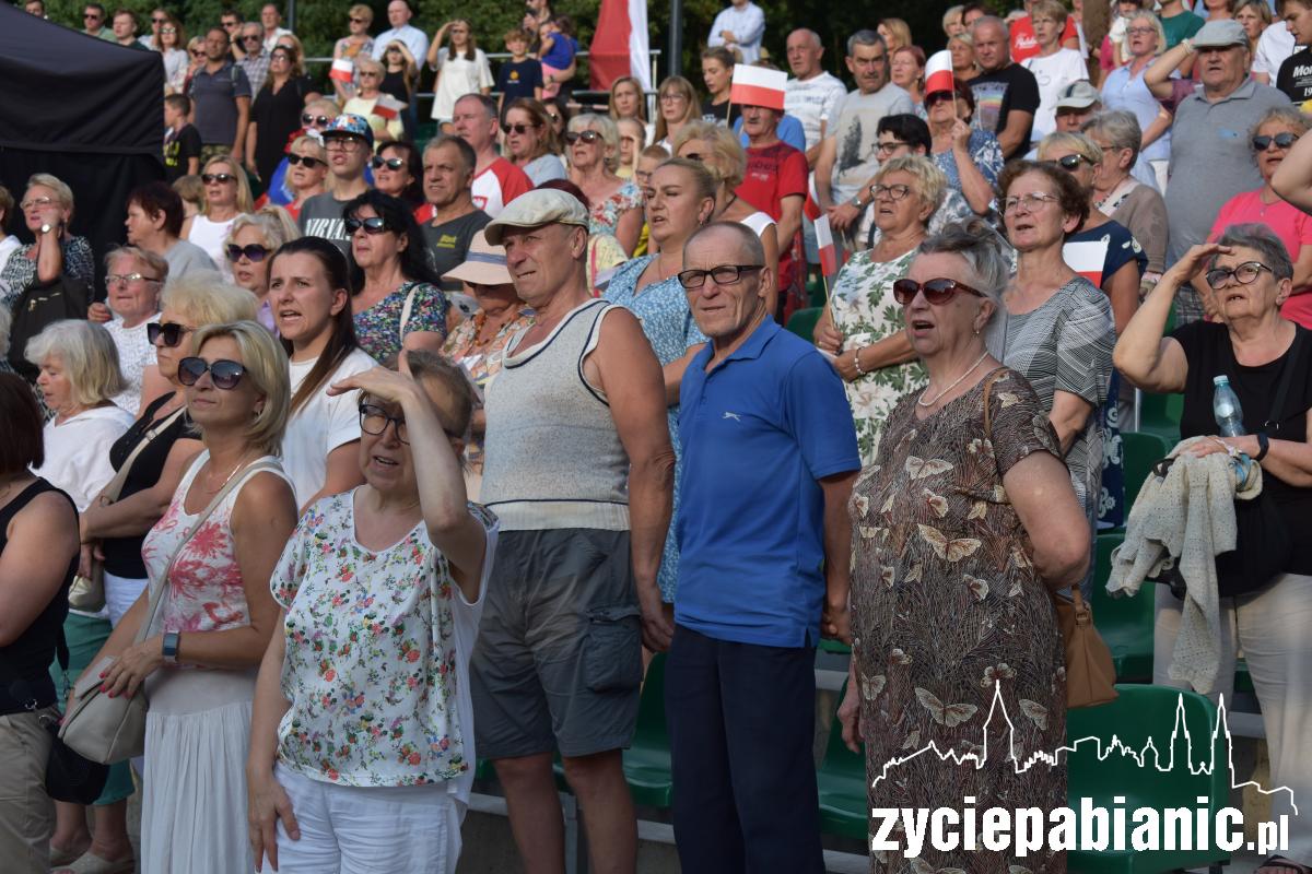 „Wtedy niebo było takie samo… 