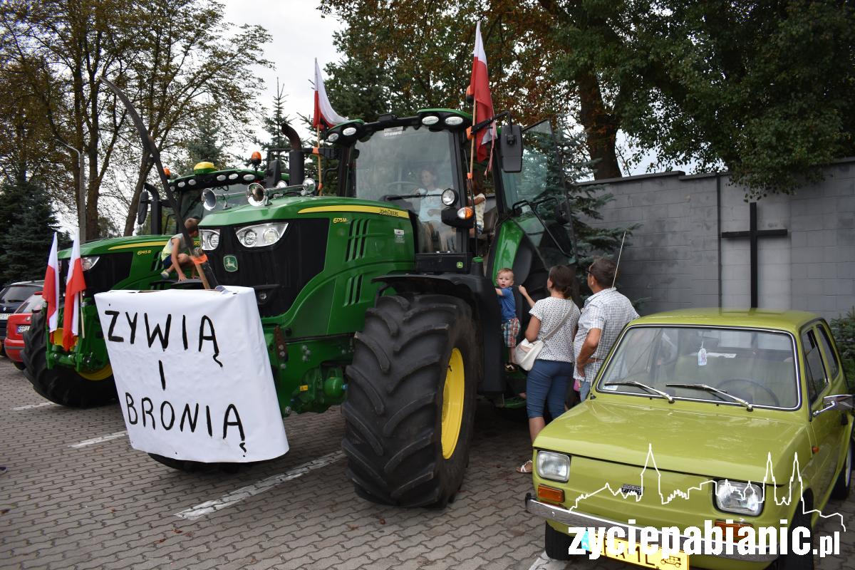 Porwał parafianki do tańca