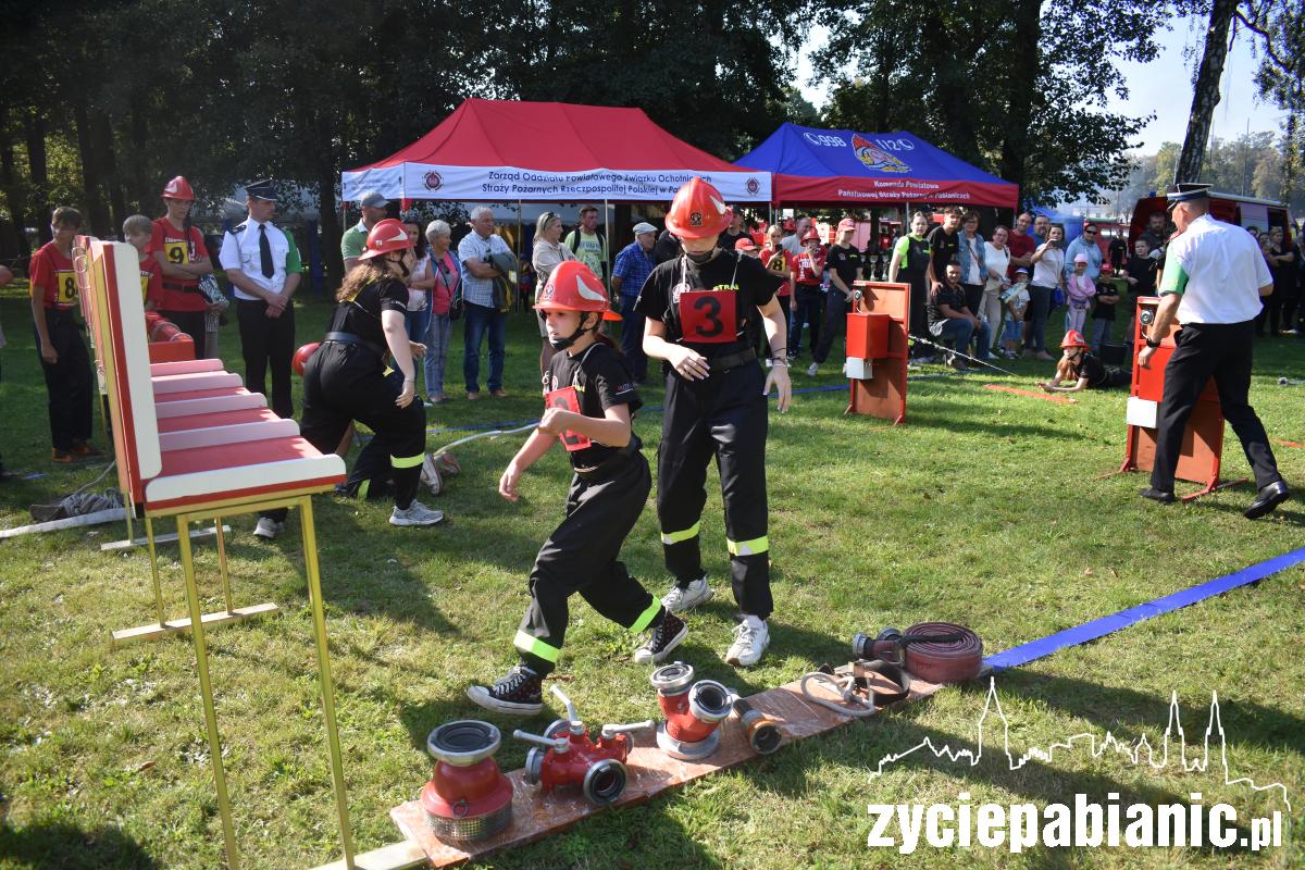 13 drużyn chłopców i 4 drużyny dziewcząt stanęły do strażackiej rywalizacji