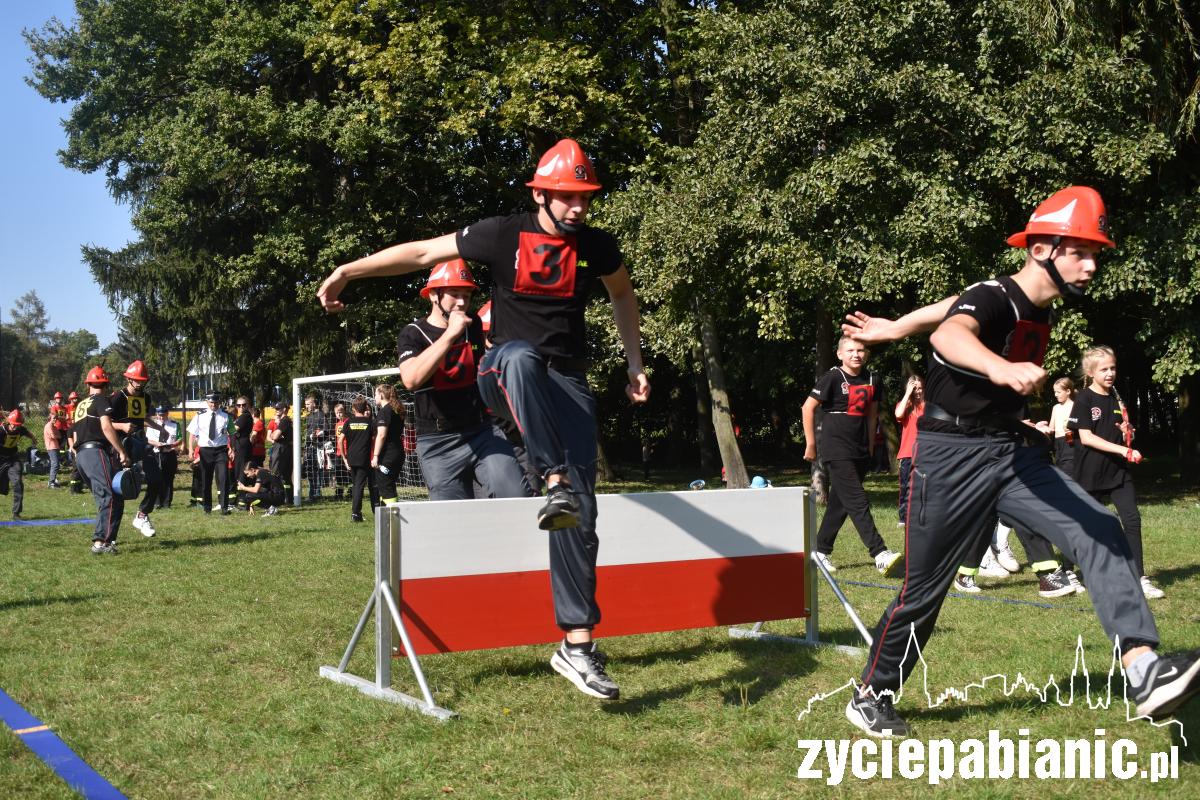 13 drużyn chłopców i 4 drużyny dziewcząt stanęły do strażackiej rywalizacji