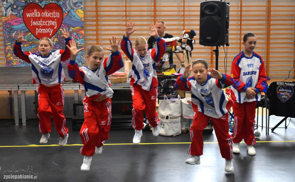 Pabianicach orkiestra Owsiaka „gra” na całego