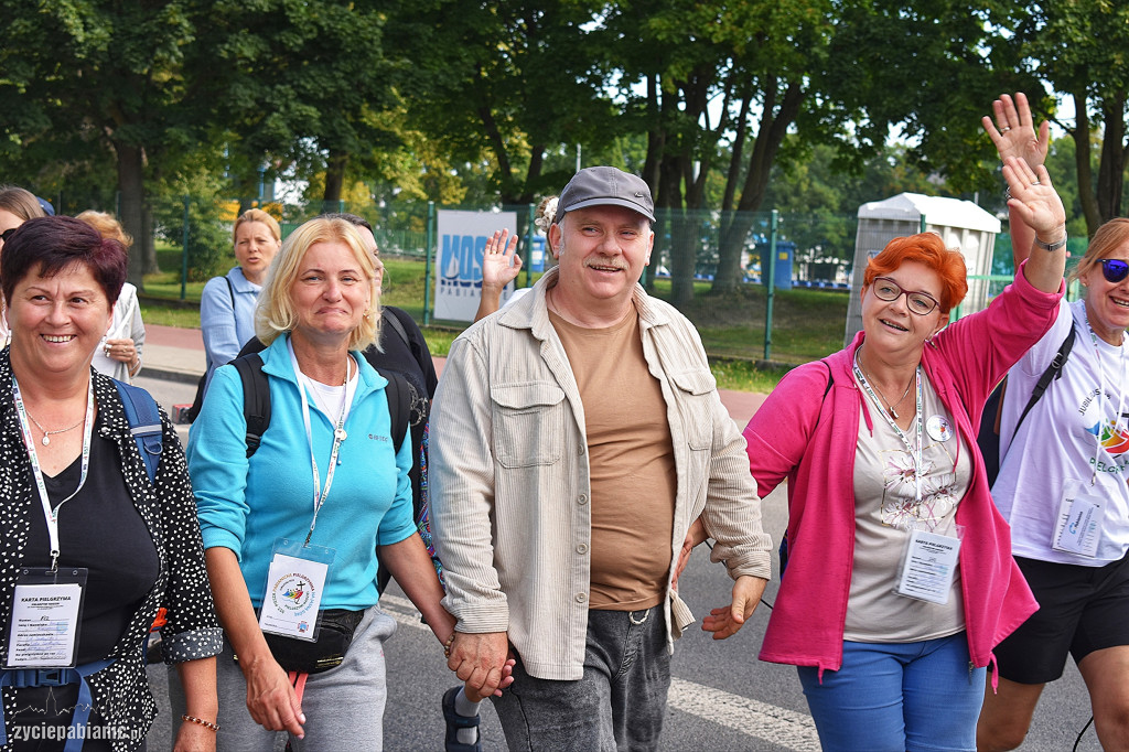 Pabianicka pielgrzymka ruszyła na Jasną Górę