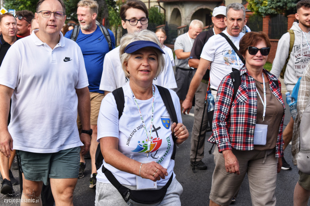 Pabianicka pielgrzymka ruszyła na Jasną Górę