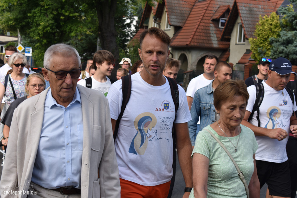 Pabianicka pielgrzymka ruszyła na Jasną Górę