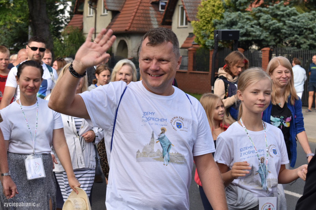 Pabianicka pielgrzymka ruszyła na Jasną Górę