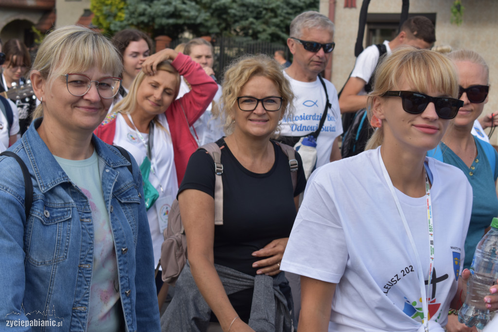 Pabianicka pielgrzymka ruszyła na Jasną Górę