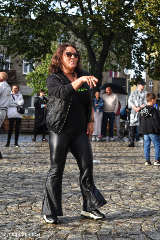 Dancing Międzypokoleniowy na Starym Rynku