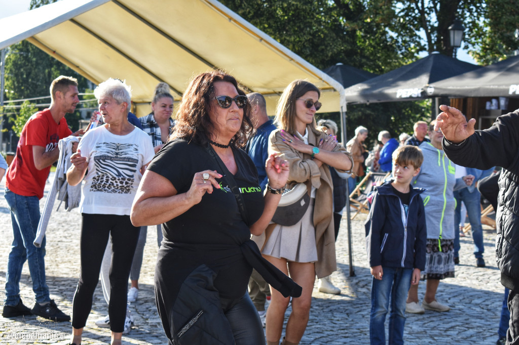 Dancing Międzypokoleniowy na Starym Rynku