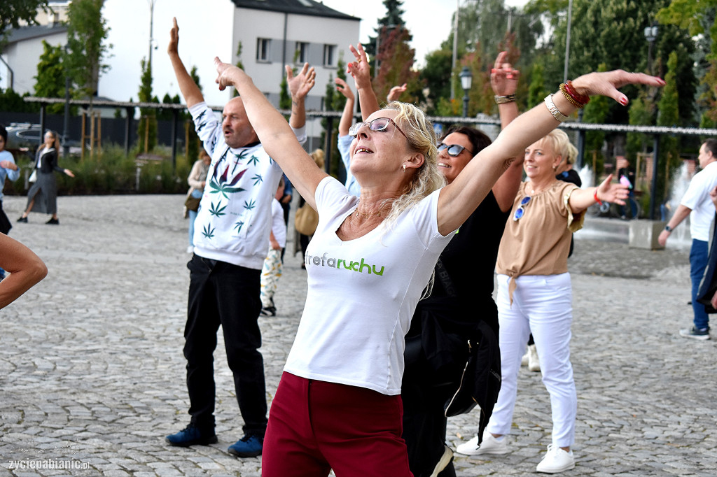 Dancing Międzypokoleniowy na Starym Rynku