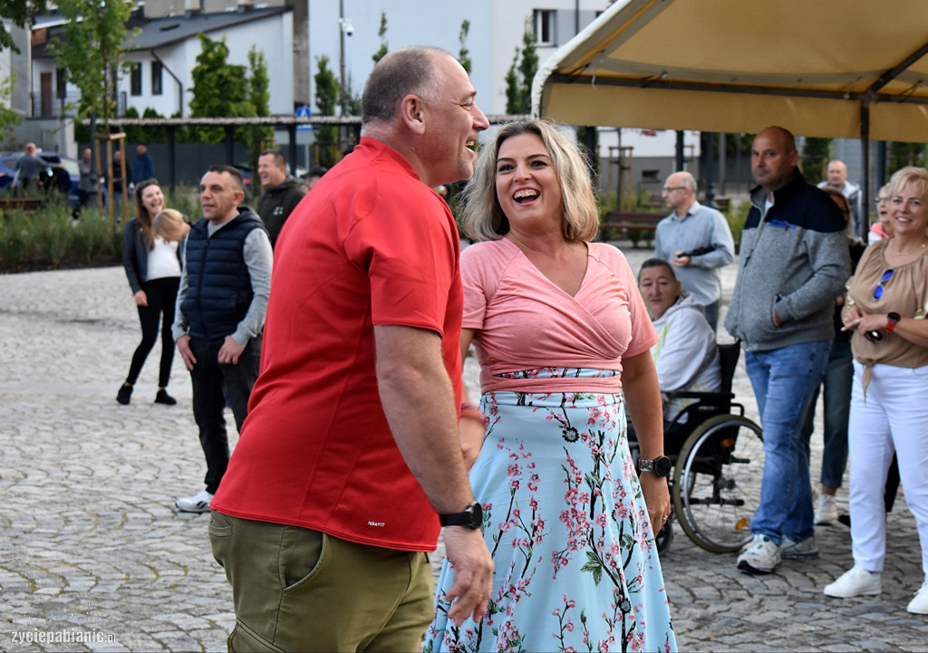Dancing Międzypokoleniowy na Starym Rynku