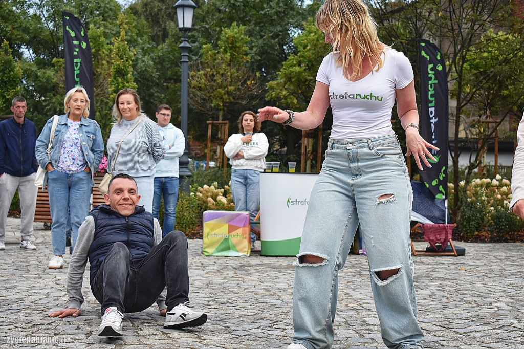 Dancing Międzypokoleniowy na Starym Rynku