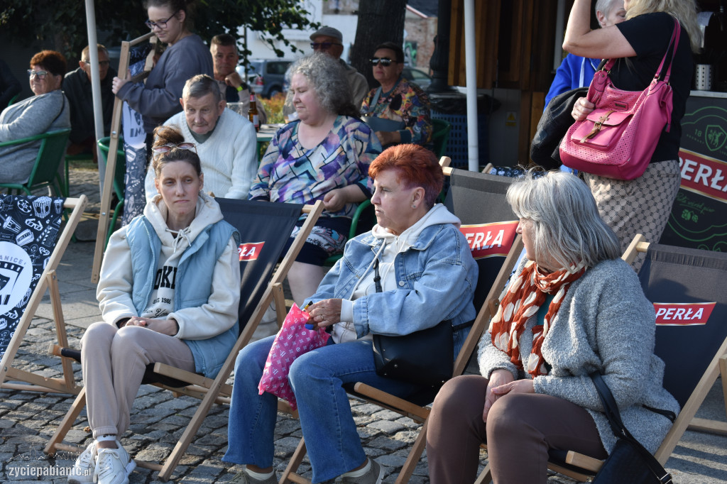 Dancing Międzypokoleniowy na Starym Rynku