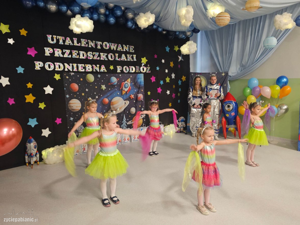 Utalentowane przedszkolaki i kosmiczna podróż