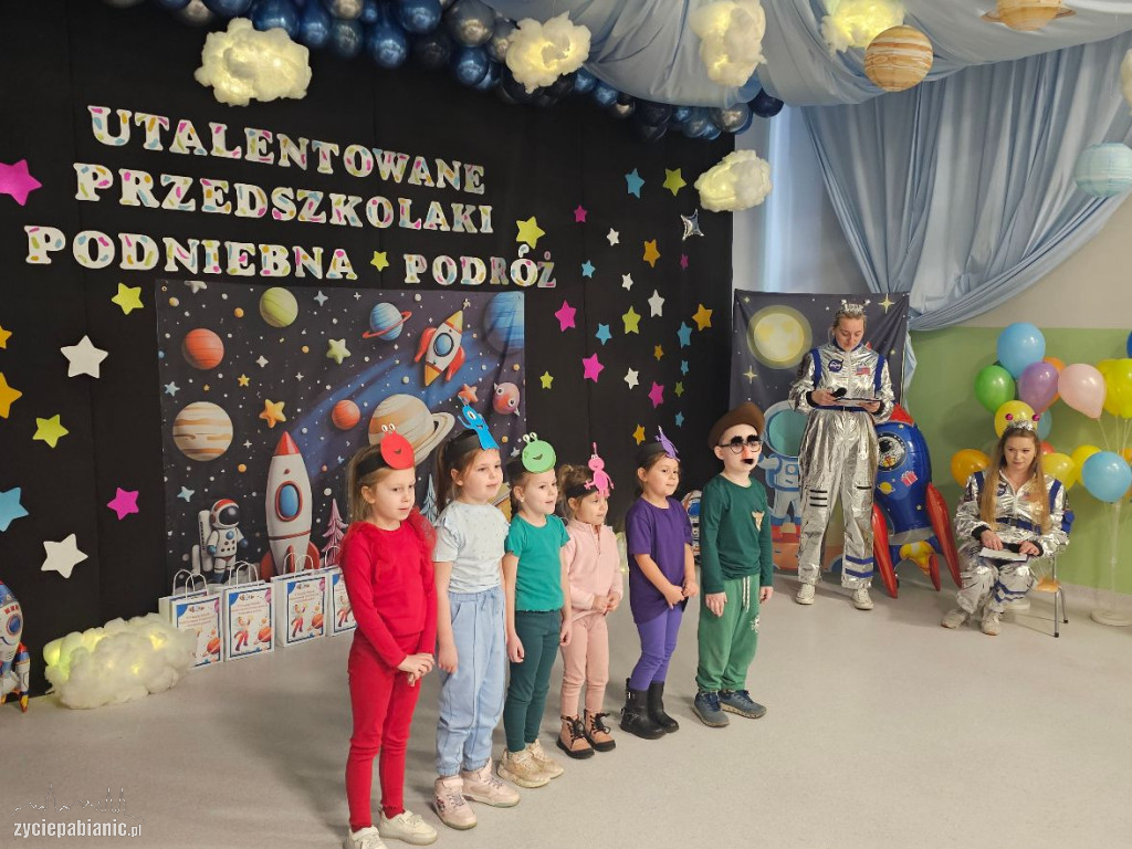 Utalentowane przedszkolaki i kosmiczna podróż