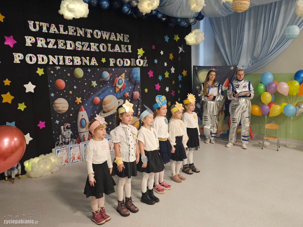 Utalentowane przedszkolaki i kosmiczna podróż