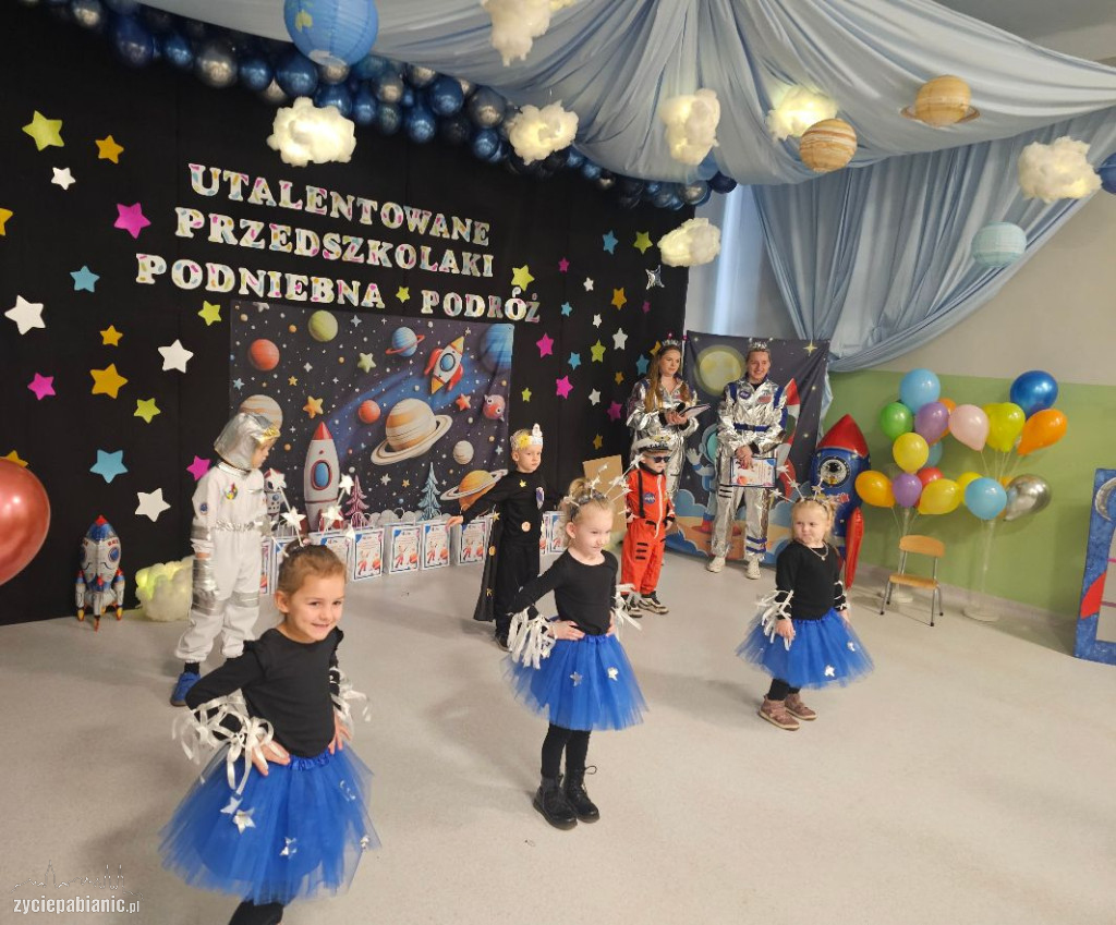 Utalentowane przedszkolaki i kosmiczna podróż