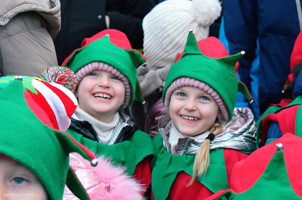 Parada i jarmark świąteczny