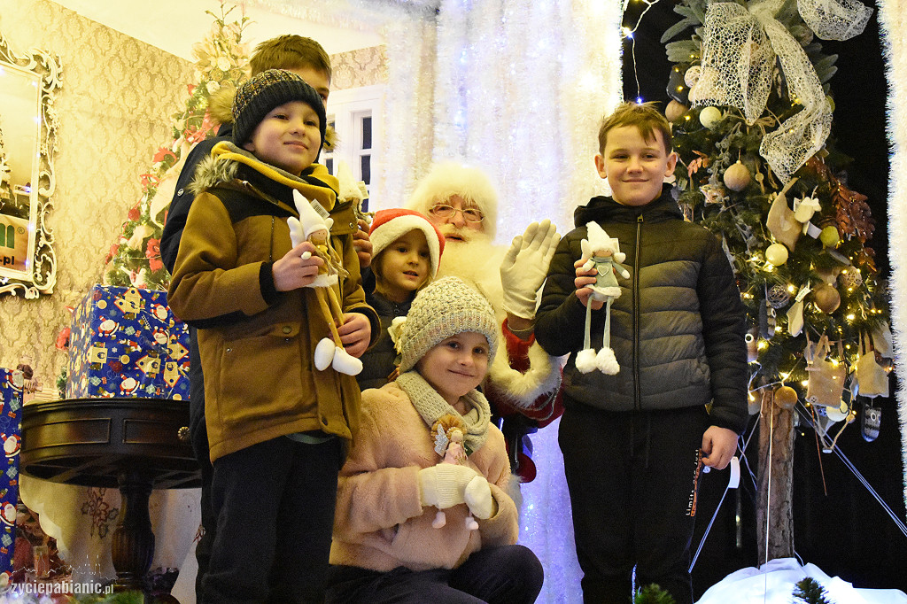 Parada i jarmark świąteczny