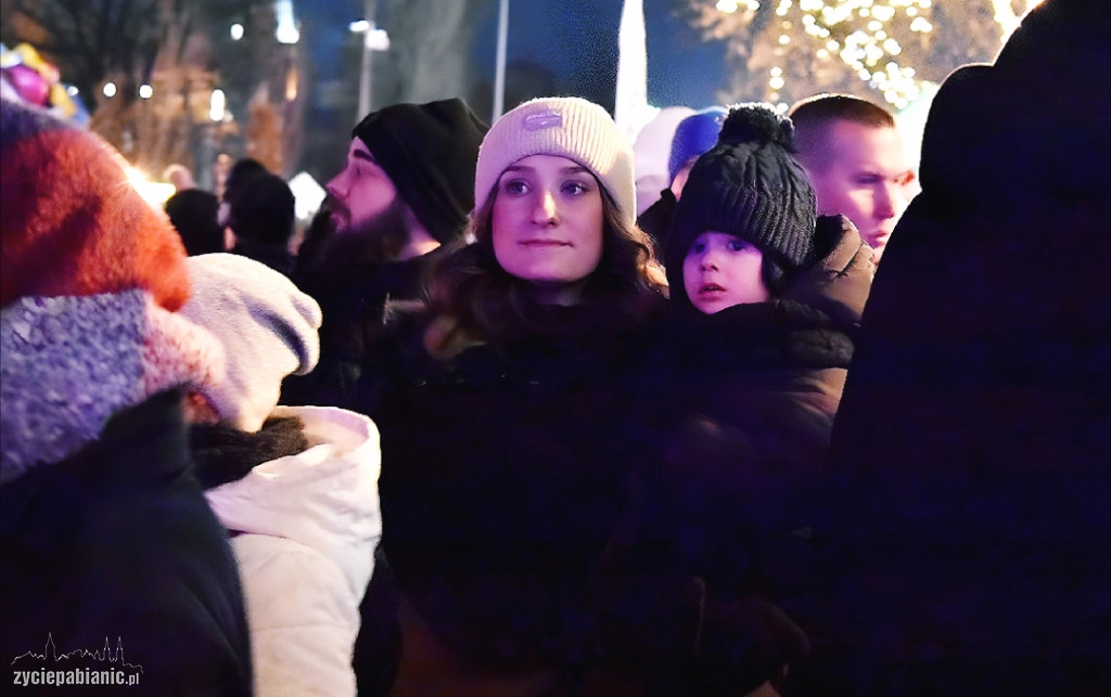 Parada i jarmark świąteczny