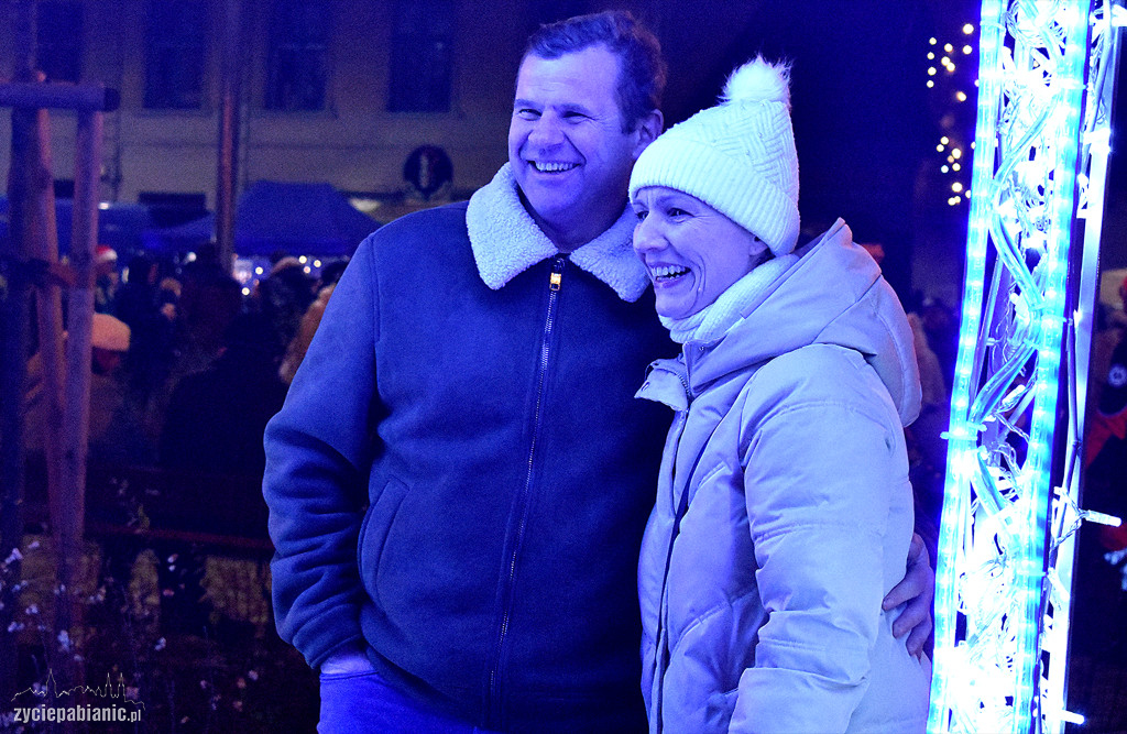 Parada i jarmark świąteczny