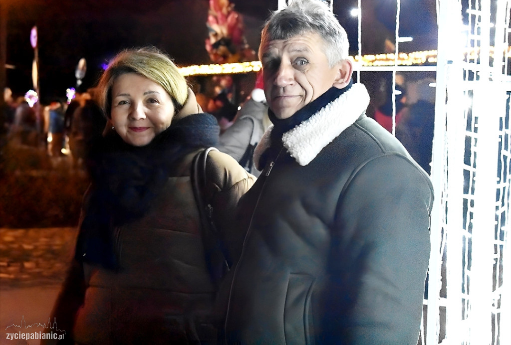 Parada i jarmark świąteczny