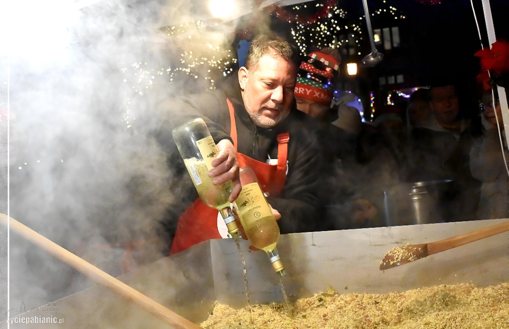 Parada i jarmark świąteczny