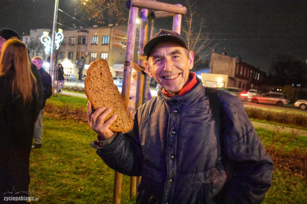 Parada i jarmark świąteczny