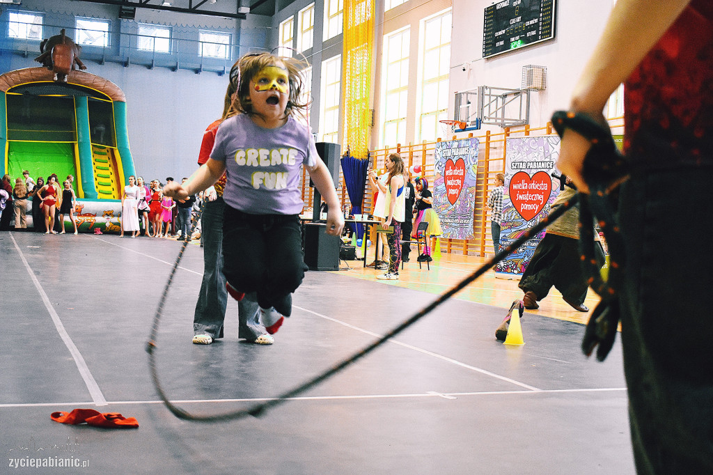 WOŚP gra w Pabianicach