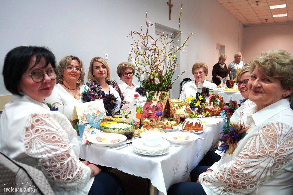 Wielkanocne stoły zachwyciły w Bychlewie