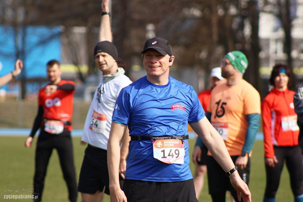 Bieg na dychę przez Pabianice