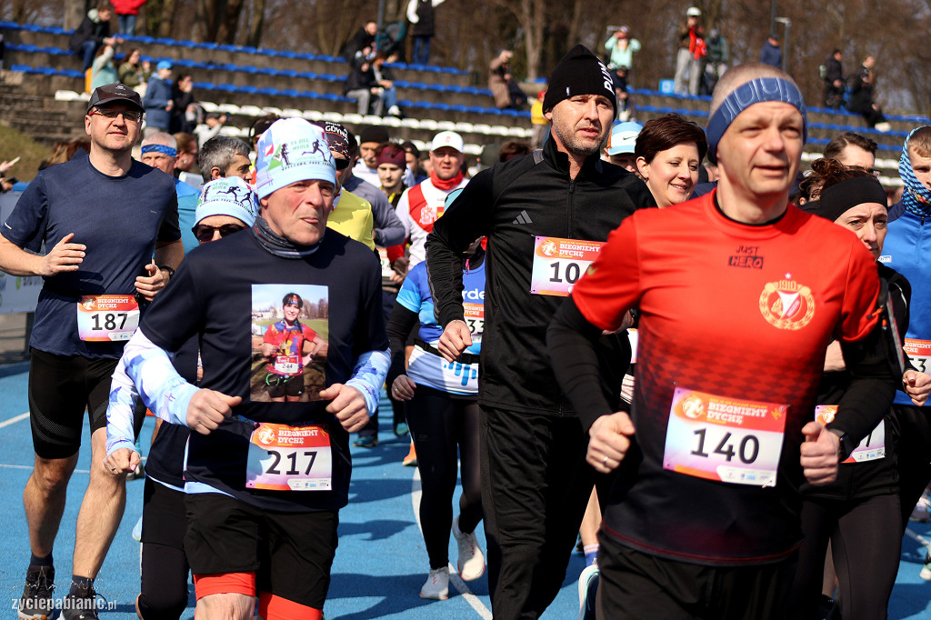 Bieg na dychę przez Pabianice