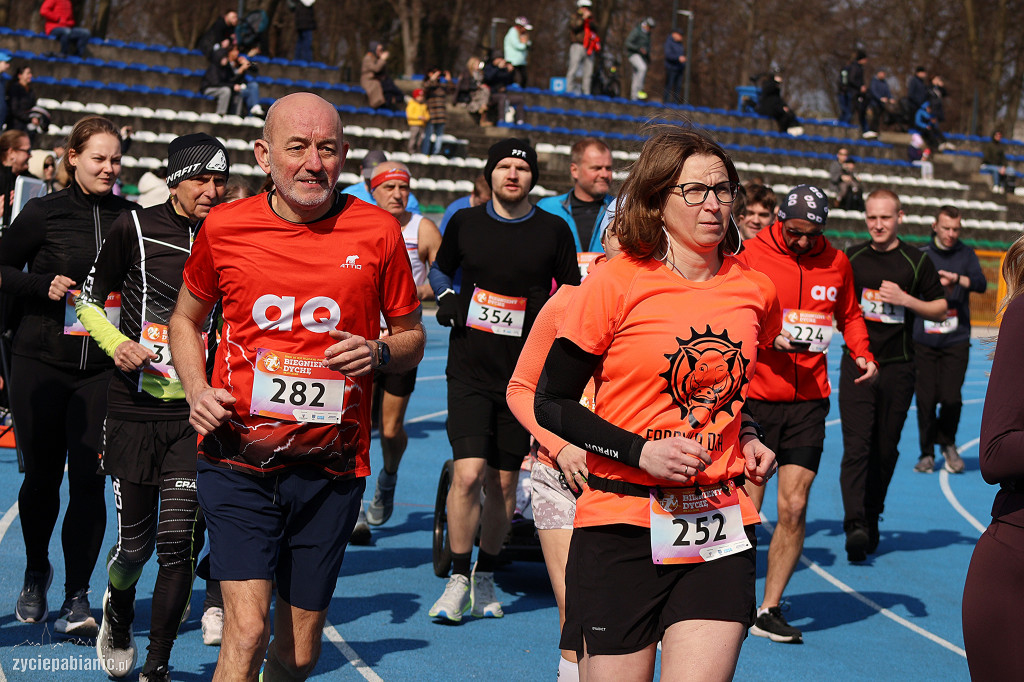 Bieg na dychę przez Pabianice
