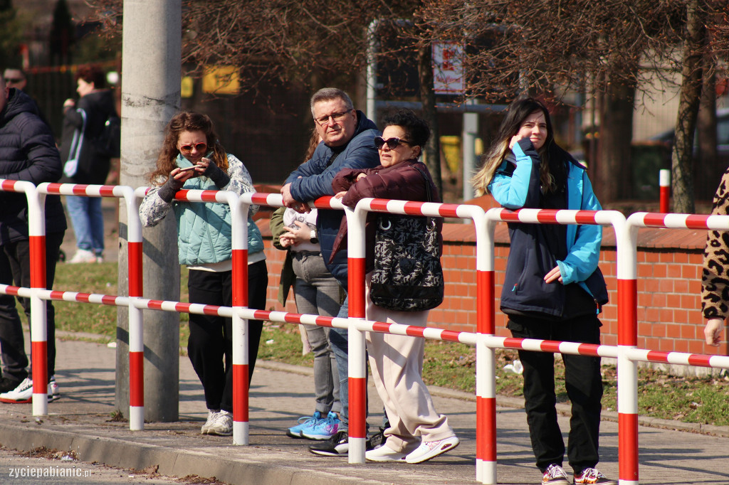 Bieg na dychę przez Pabianice