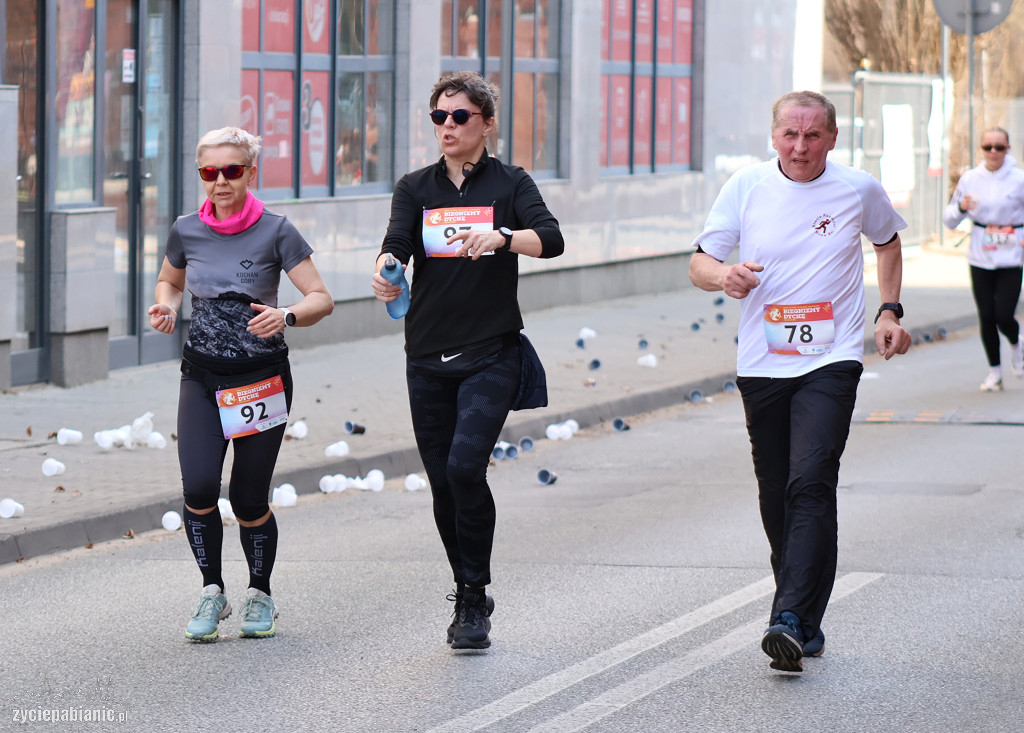 Bieg na dychę przez Pabianice