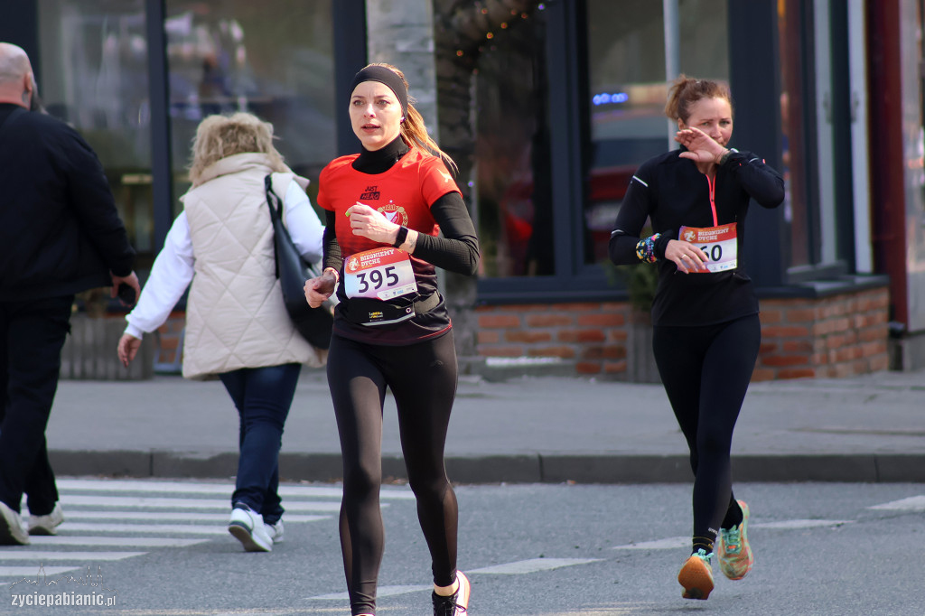 Bieg na dychę przez Pabianice