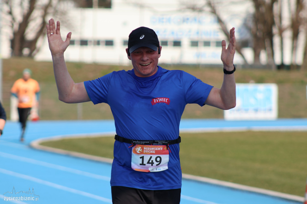 Bieg na dychę przez Pabianice