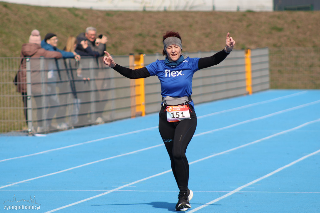 Bieg na dychę przez Pabianice