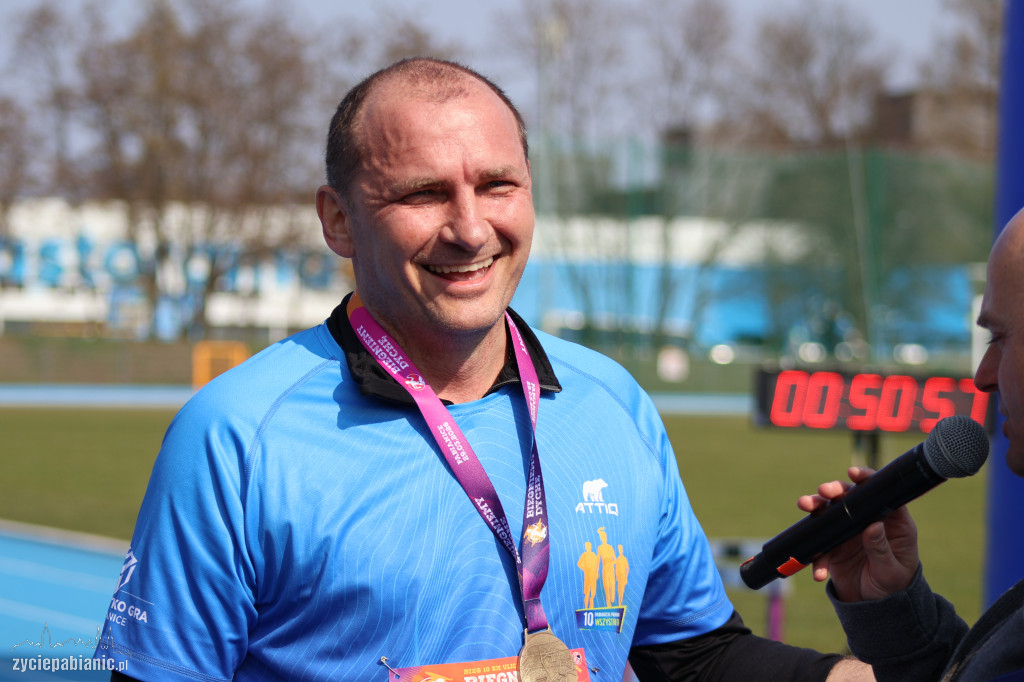 Bieg na dychę przez Pabianice