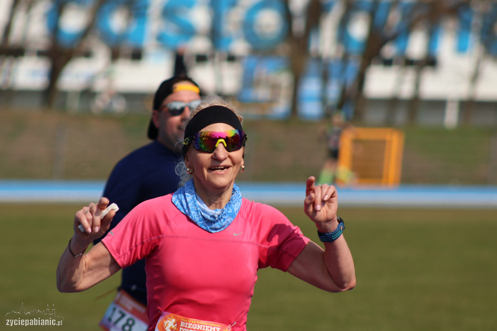 Bieg na dychę przez Pabianice