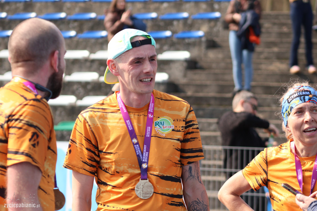 Bieg na dychę przez Pabianice