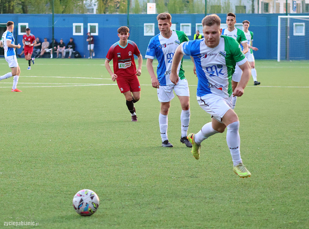 Włókniarz Pabianice vs Orzeł Parzęczew