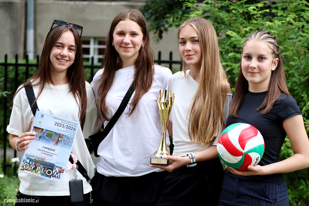 Młodzi sportowcy nagrodzeni
