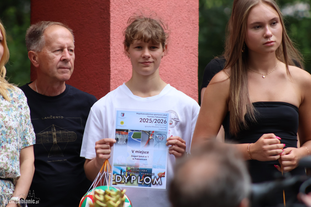 Młodzi sportowcy nagrodzeni